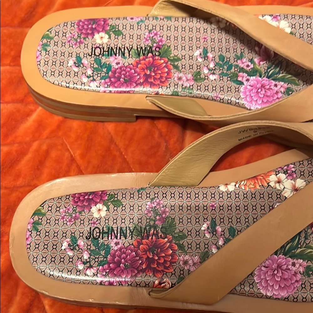 EUC Johnny Was Jenna Tan leather Thong Sandals Size 9 - Picture 2 of 6
